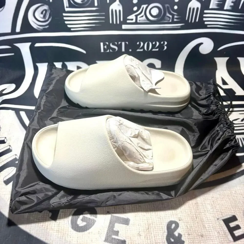 🚨 New in Storage Bag Yeezy Slides Men's YS-01 Authentic 2026 YZY Cream Size 7